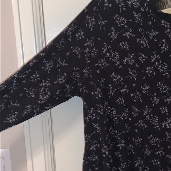 XXL black long sleeve peplum shirt - Picture 3 of 3
